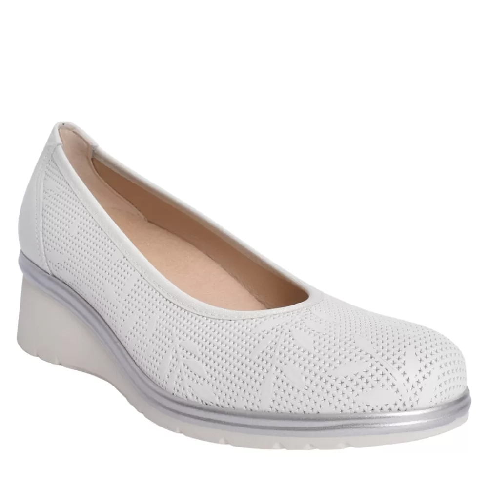 Ladies PITILLOS Ladies 5154 Slip-On Wedge Shoe In Off White