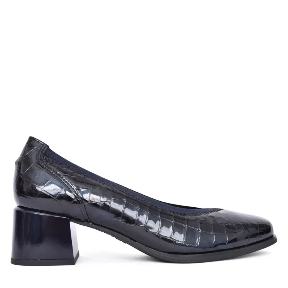 Ladies PITILLOS Ladies 5410 Low Heel Court Shoe In Navy