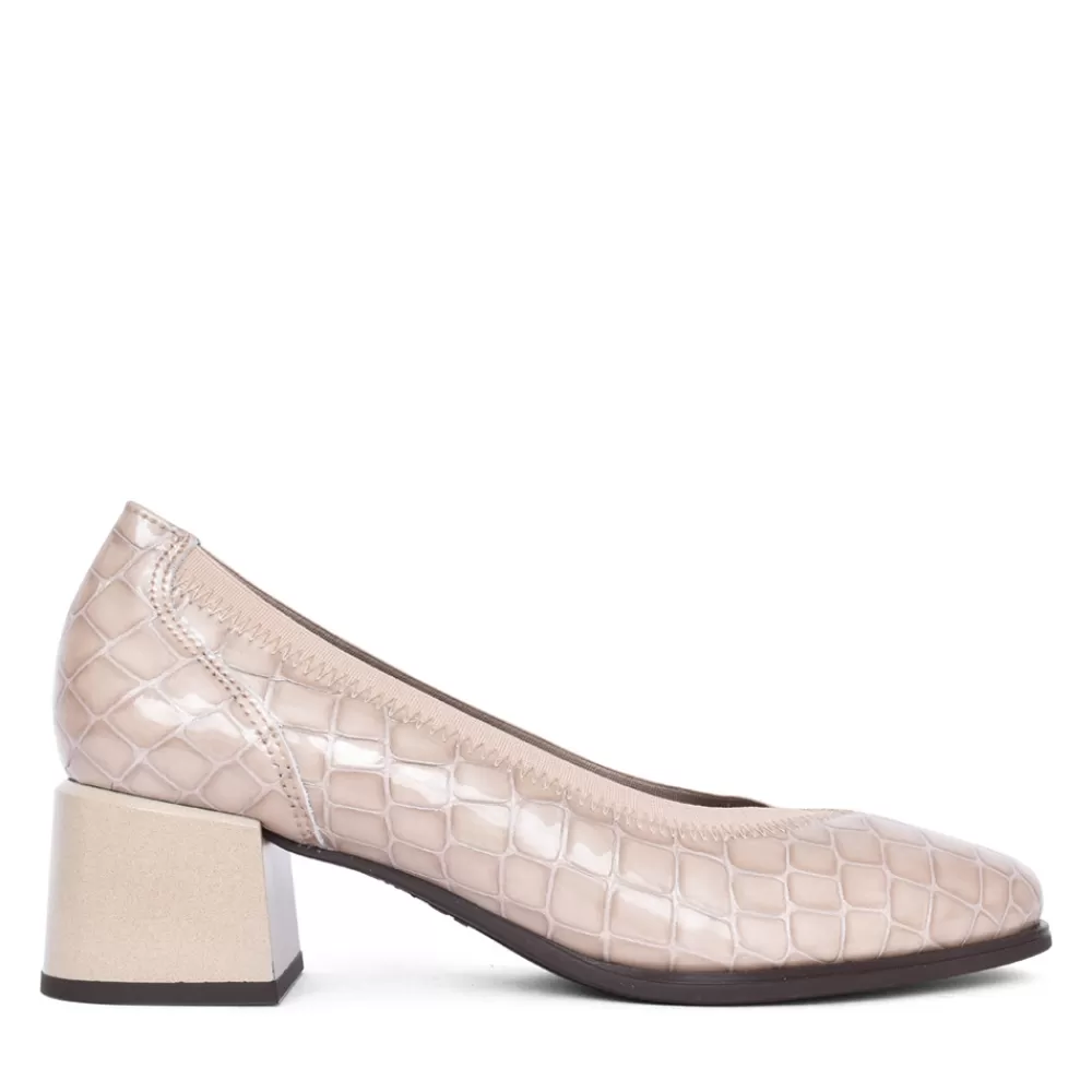Ladies PITILLOS Ladies 5410 Low Heel Court Shoe In Taupe