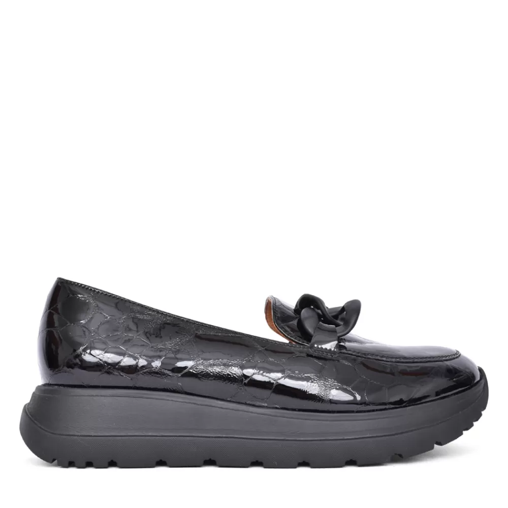 Ladies BIOECO Ladies 6350 Loafer In Black Patent