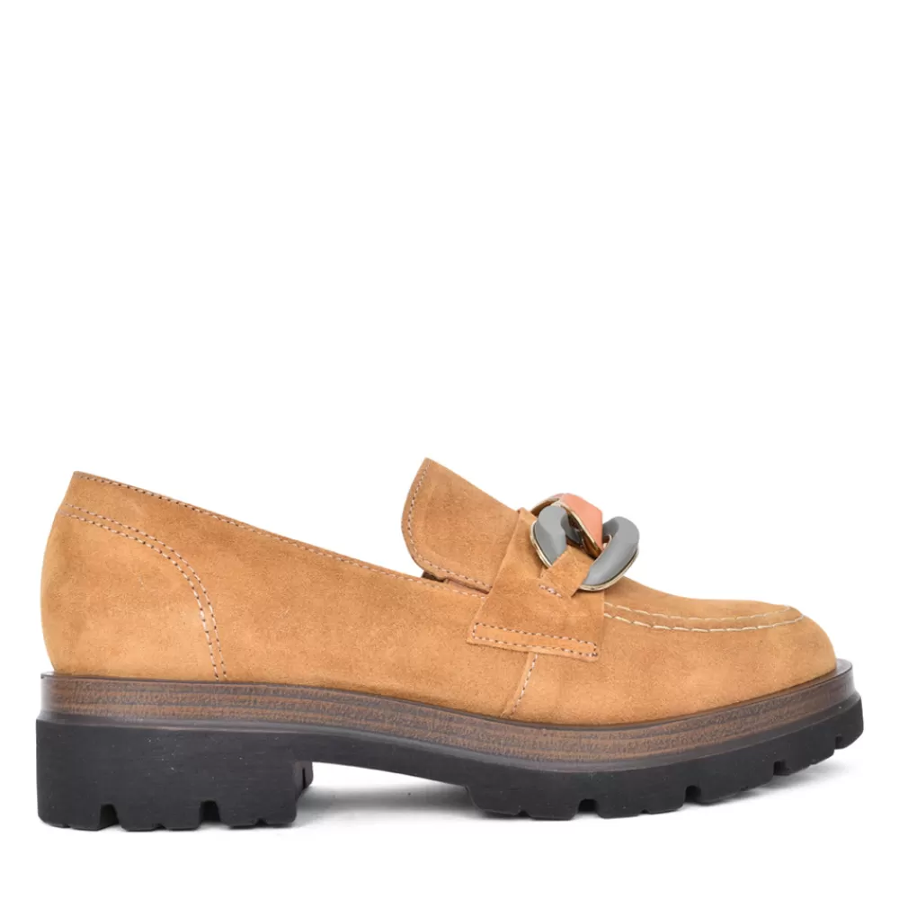 Ladies VIGUERA Ladies 8140 Loafer In Tan