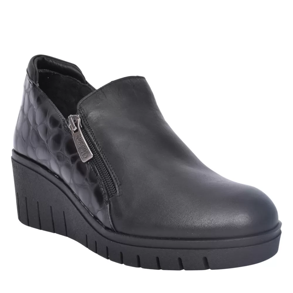 Ladies VALERIA's Ladies 9612 Wedge Heel Slip-On Shoe In Black