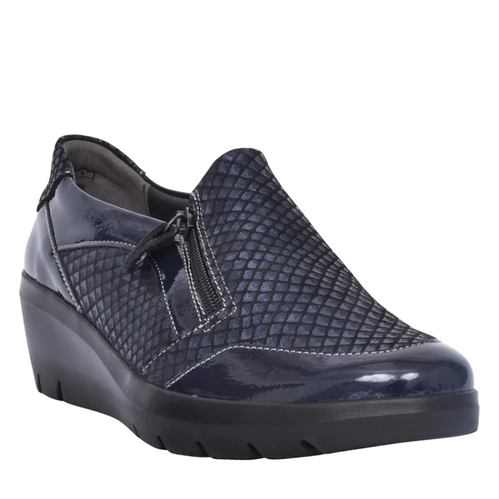 Ladies SUAVE Ladies Adrianna Wedge Slip-On Shoe In Navy Multi