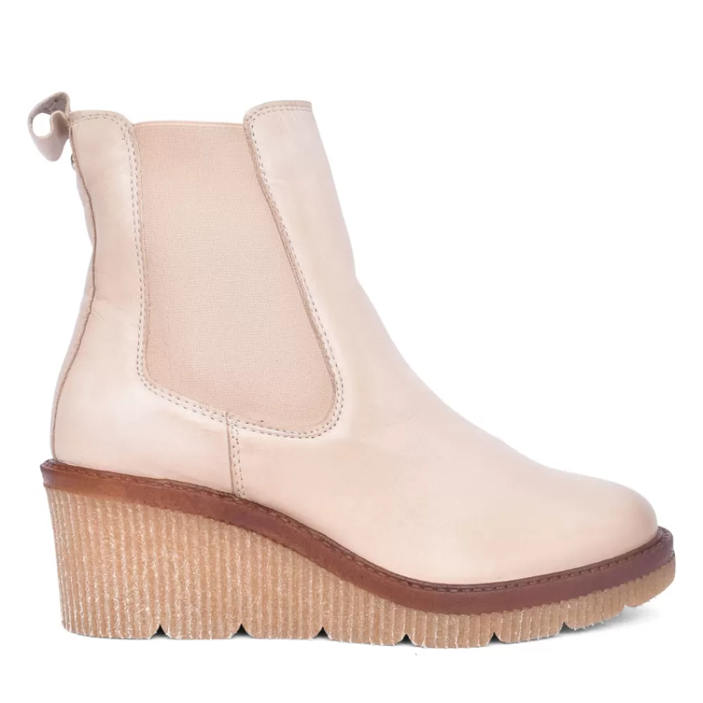 Ladies MODA IN PELLE Ladies Audyn Wedged Ankle Boot In Cream