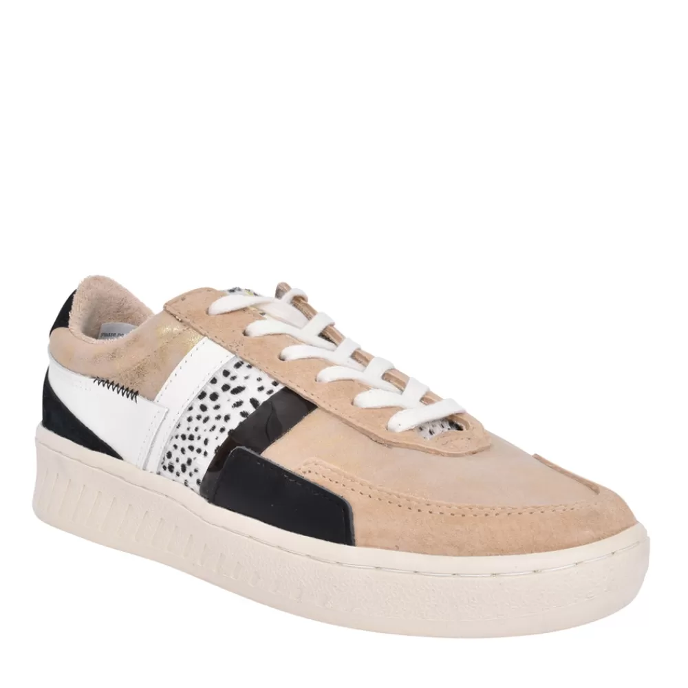 Ladies GOLA Ladies Clb218 Grandslam Laced Trainer In Gold