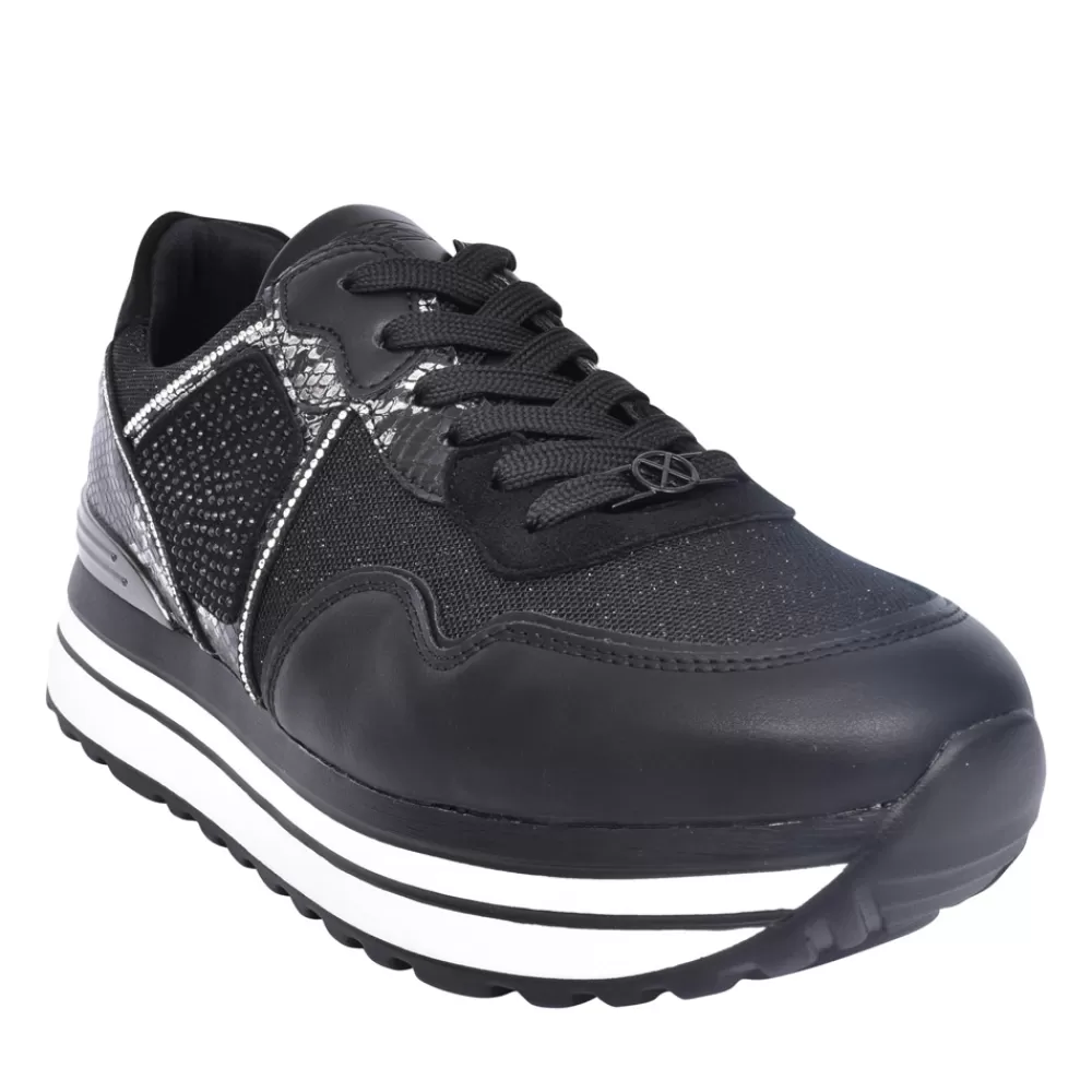 Ladies LLOYD & PRYCE Ladies Emba Laced Trainer In Black