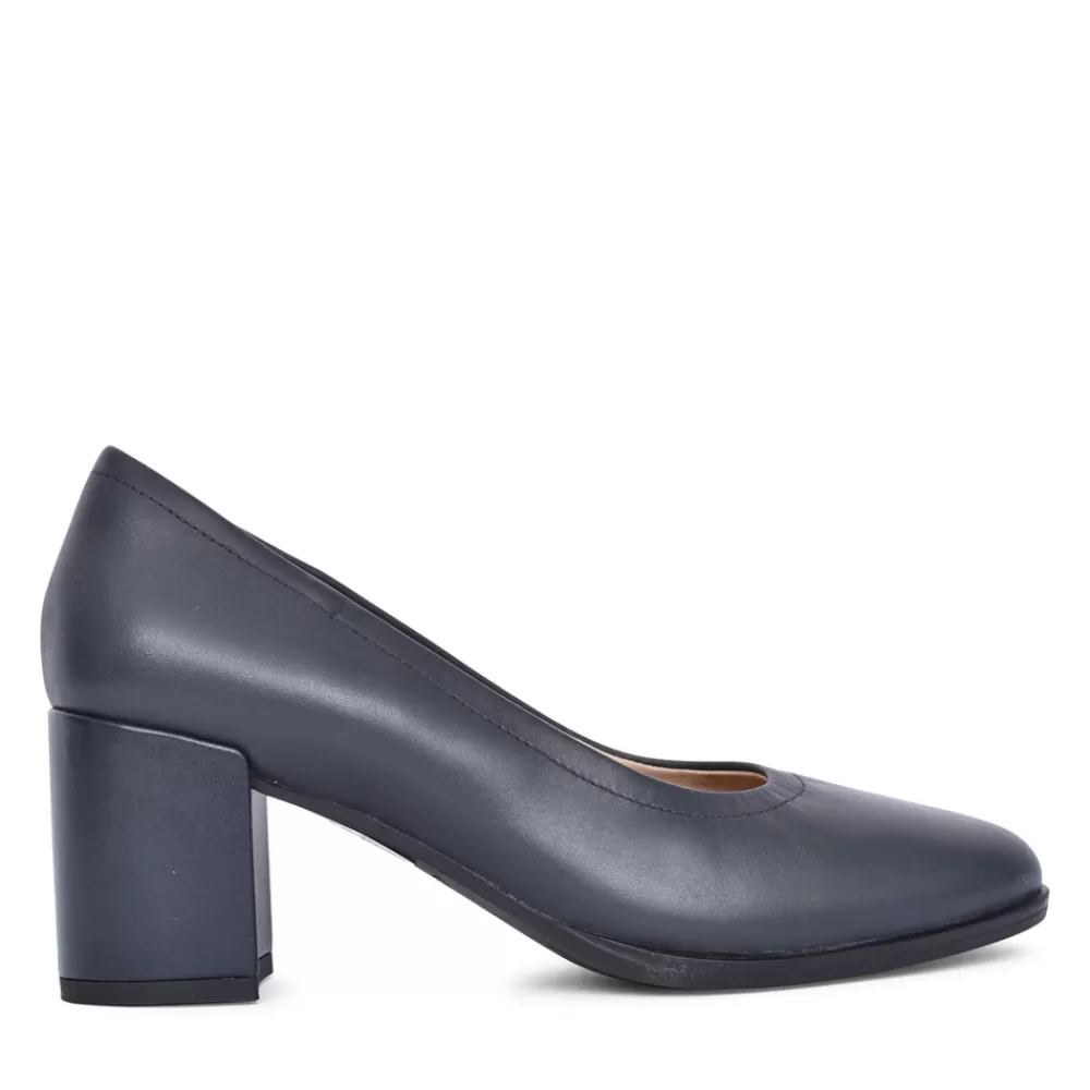 Ladies CLARKS Ladies Freva55 Court Leather D-Fit Court Shoe In Navy