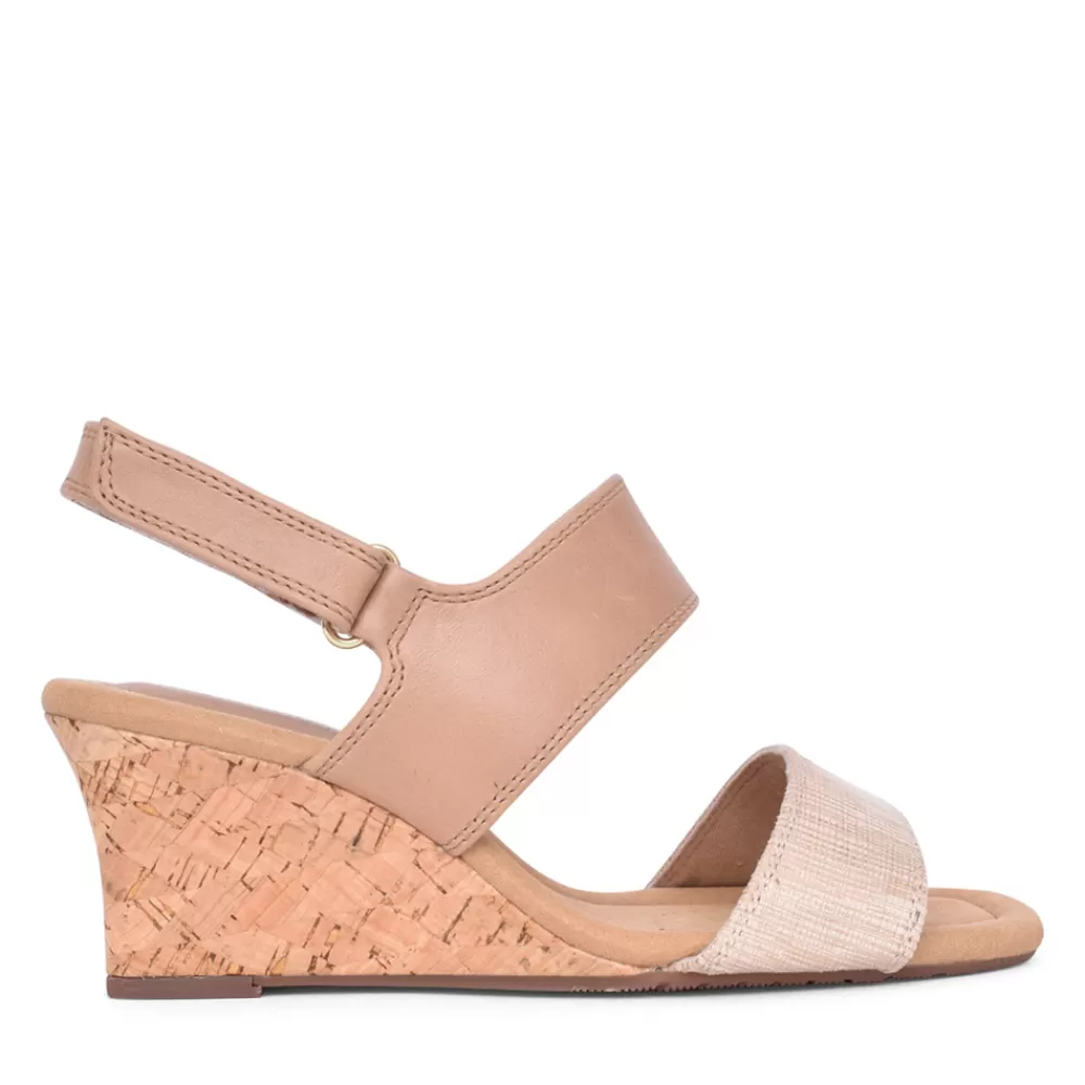 Ladies CLARKS Ladies Kyarra Faye Leather E-Fit Sandal In Beige