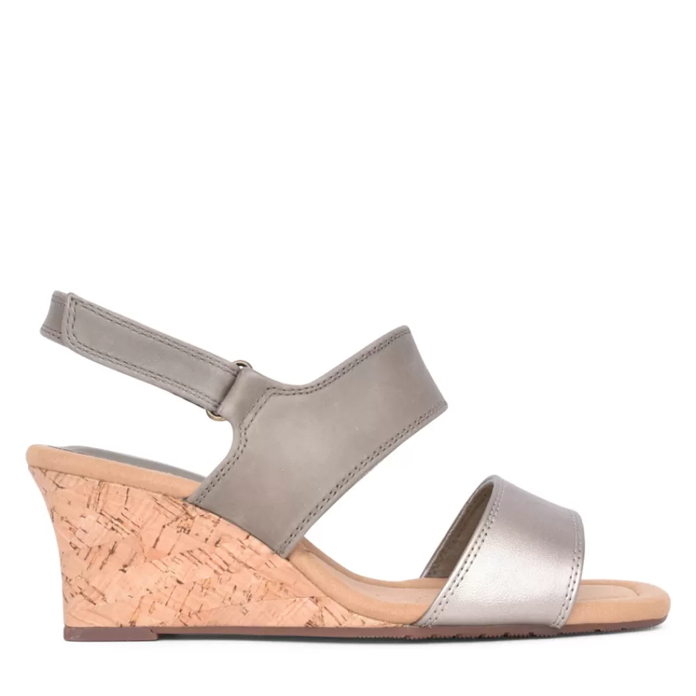 Ladies CLARKS Ladies Kyarra Faye Leather E-Fit Sandal In Olive