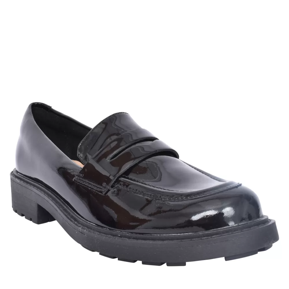 Ladies CLARKS Ladies Orinoco2 D-Fit Loafer In Black Patent