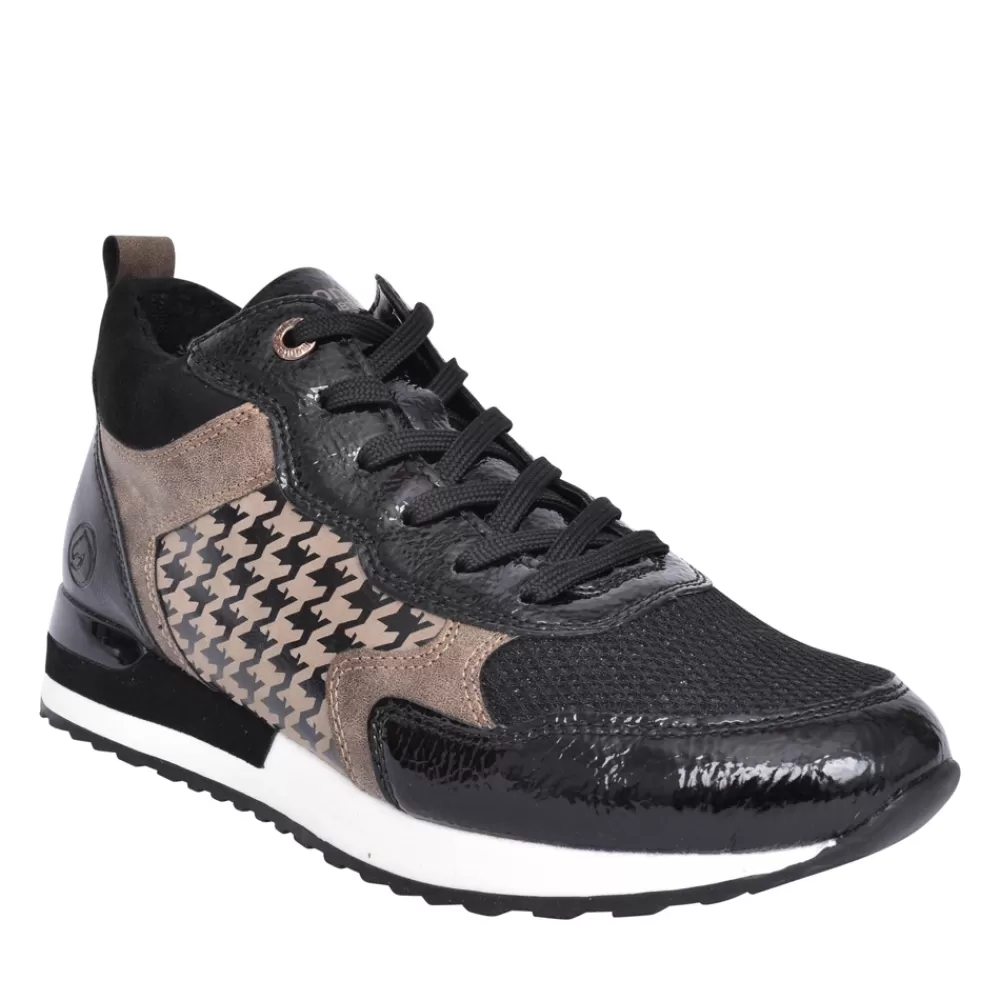 Ladies REMONTE Ladies R2577 Laced Trainer In Black