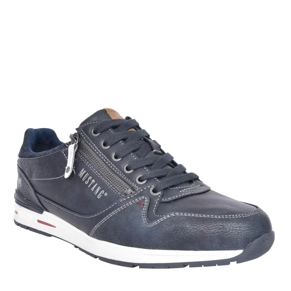 Mens MUSTANG Mens 4154313 Laced Trainer In Navy