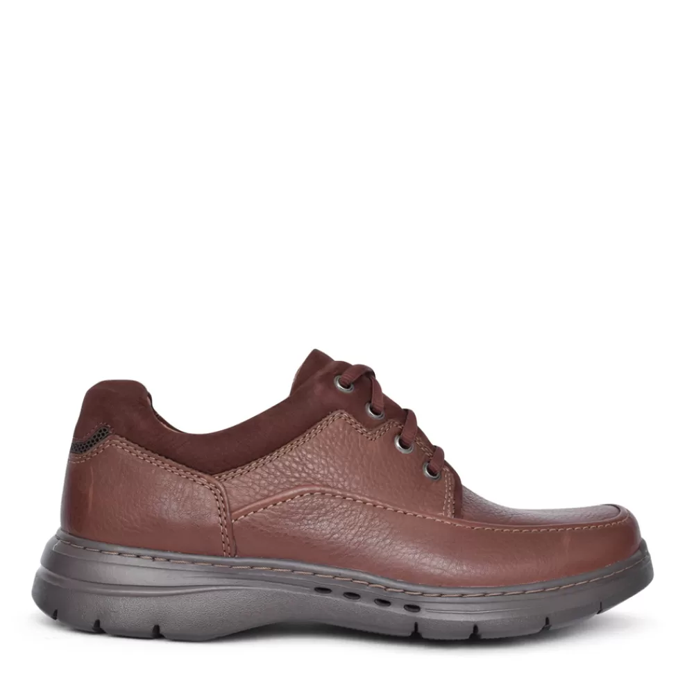 Mens CLARKS Men's Un Brawleylace Leather H-Fit Shoe In Brown