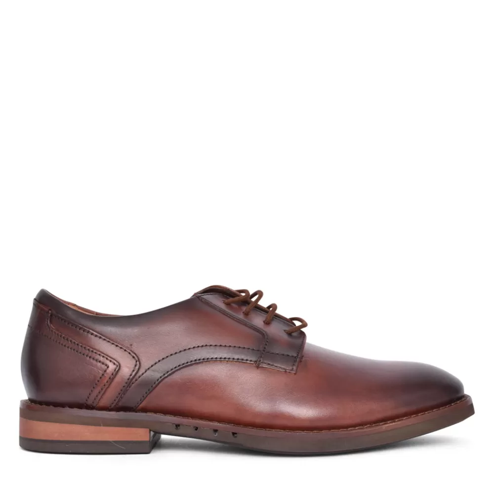 Mens CLARKS Mens Un Hugh Lace Leather G-Fit Shoe In Brown