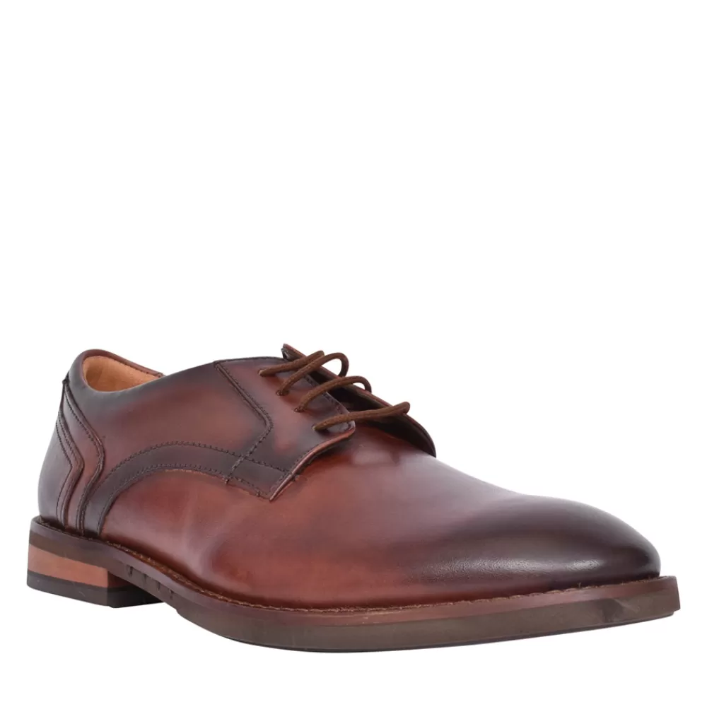 Mens CLARKS Mens Un Hugh Lace Leather G-Fit Shoe In Brown